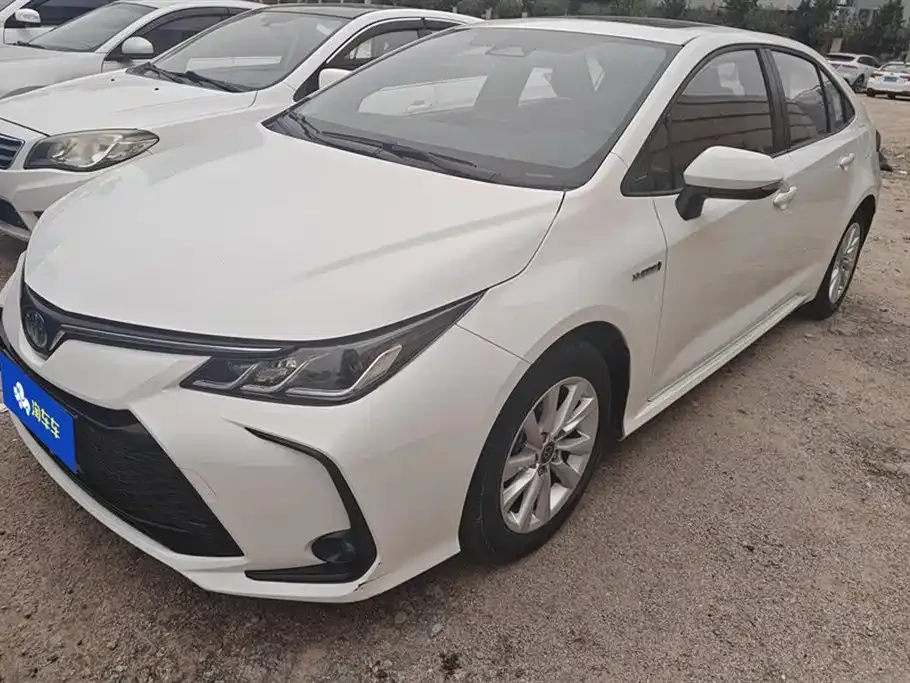 Toyota Corolla 2023 из CN, фото 1