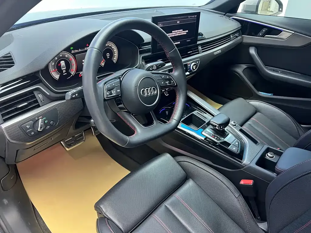 Audi A4L 2023 из CN, фото 10