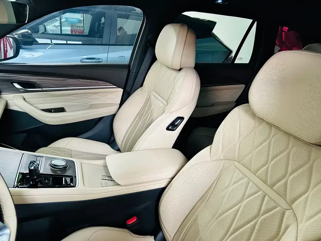 Geely Xingyue L 2024 из CN, фото 8