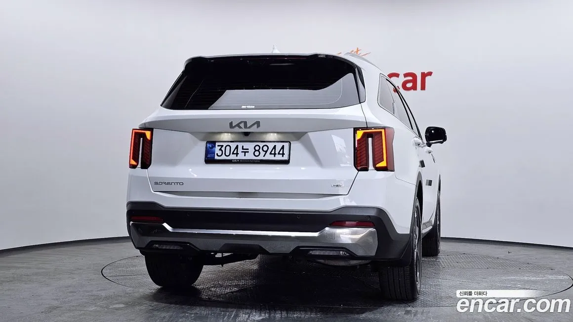 Kia Sorento — фото 6