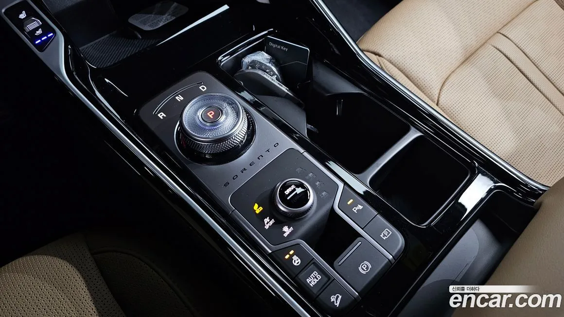 Kia Sorento — фото 4