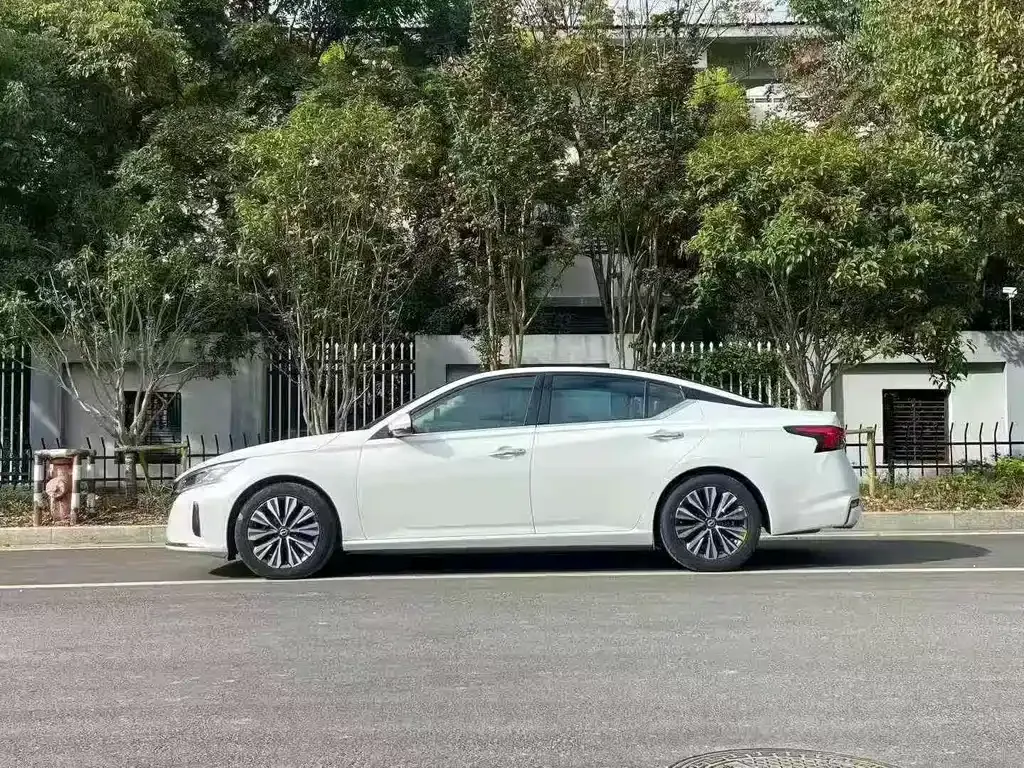 Nissan Teana 2023 из CN, фото 8