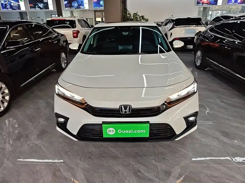Honda Civic 2023 из CN, фото 3