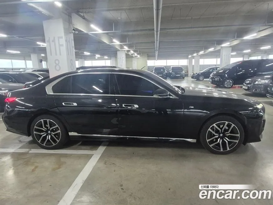 BMW 7-Series 2025 из KR, фото 9