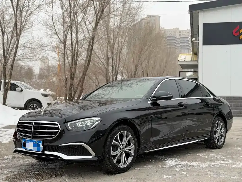 Mercedes-Benz E-Class 2023 из CN, фото 1
