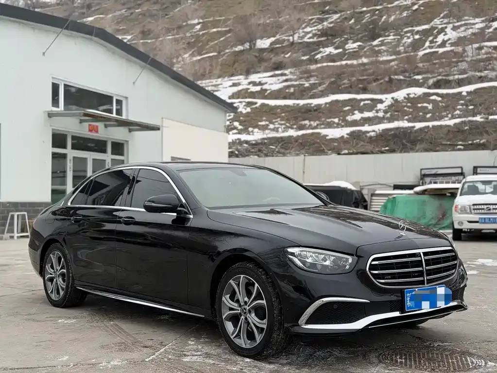 Mercedes-Benz E-Class 2023 из CN, фото 5