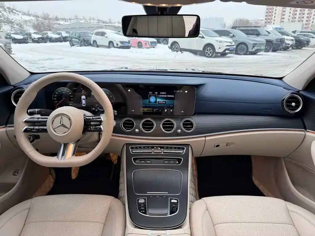 Mercedes-Benz E-Class 2023 из CN, фото 4