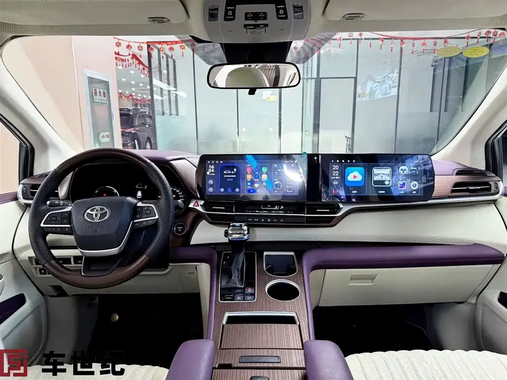 Toyota Sienna 2025 из CN, фото 3