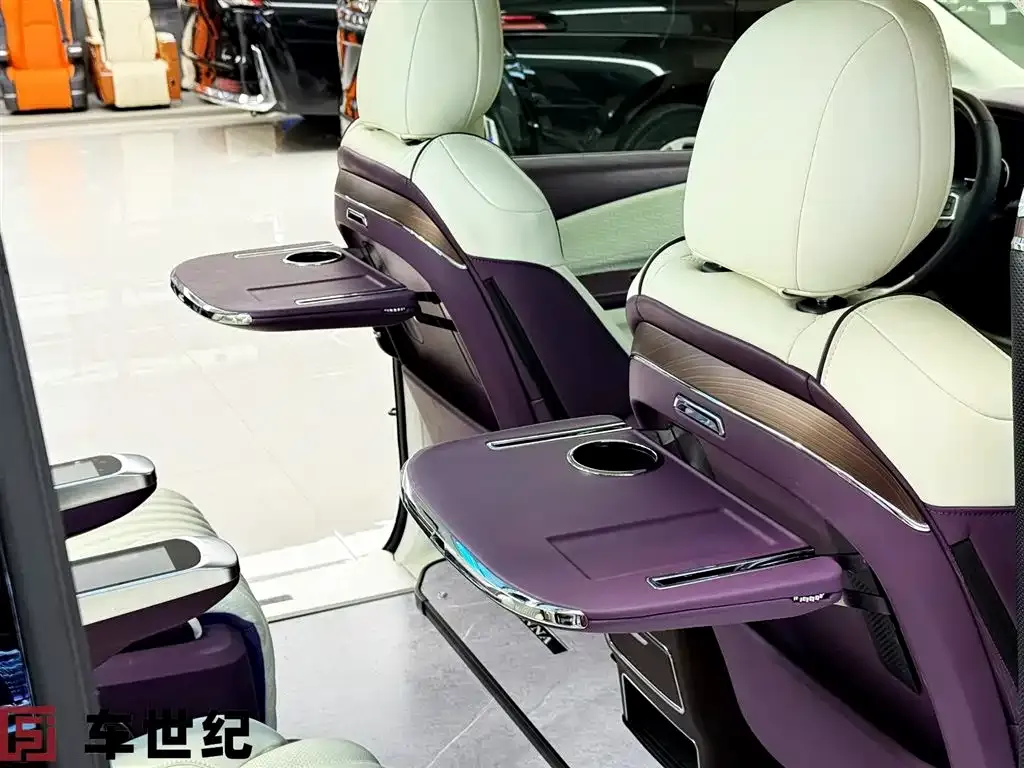 Toyota Sienna 2025 из CN, фото 8