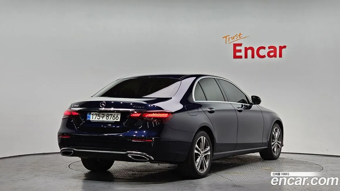 Mercedes-Benz E-Class 2021 из KR, фото 2
