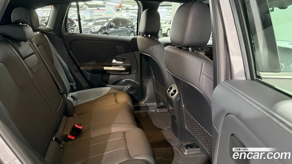 Mercedes-Benz EQA 2026 из KR, фото 8