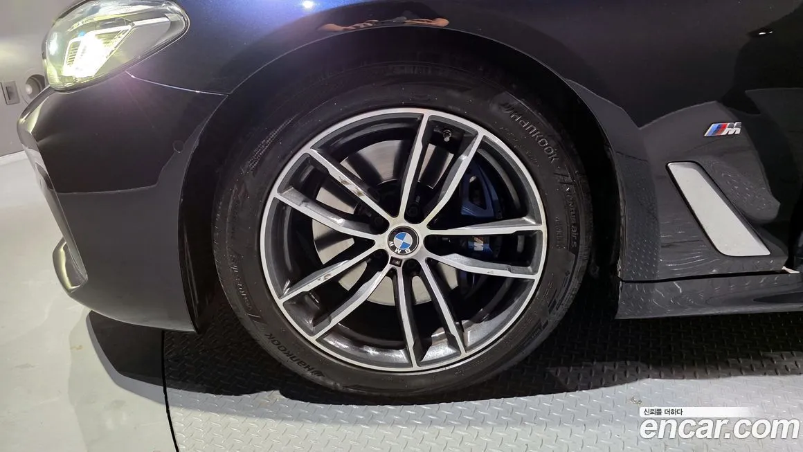 BMW 5-Series 2022 из KR, фото 9