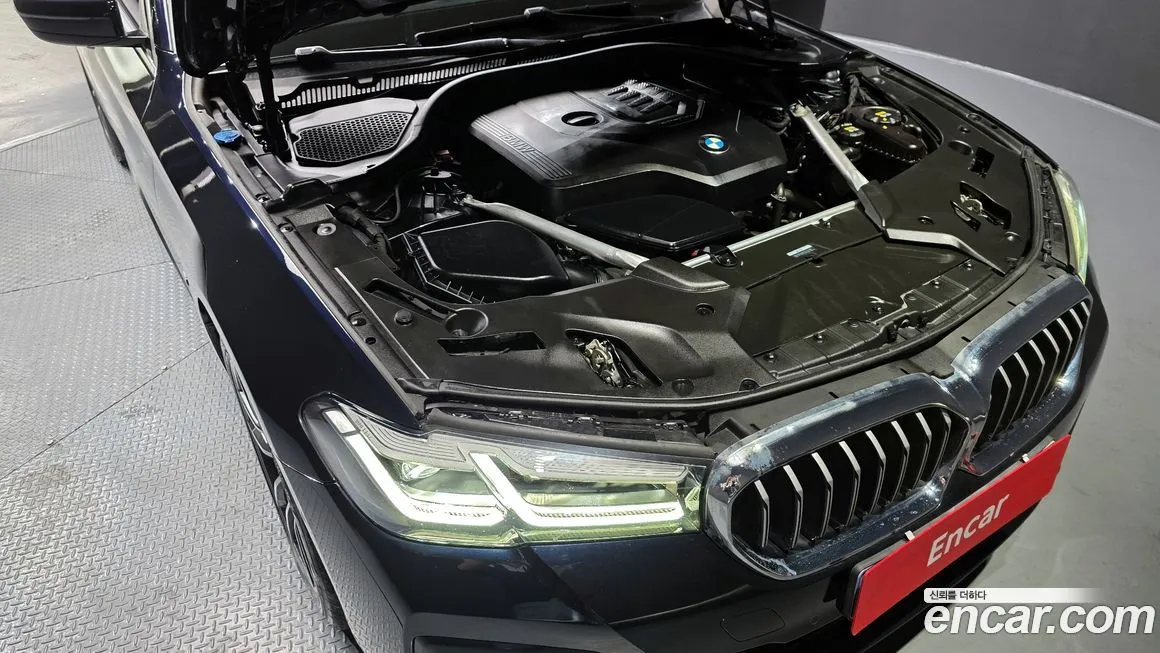 BMW 5-Series 2022 из KR, фото 8