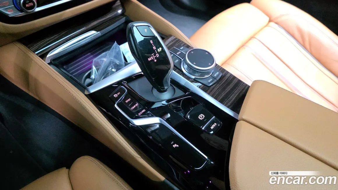 BMW 5-Series 2022 из KR, фото 10