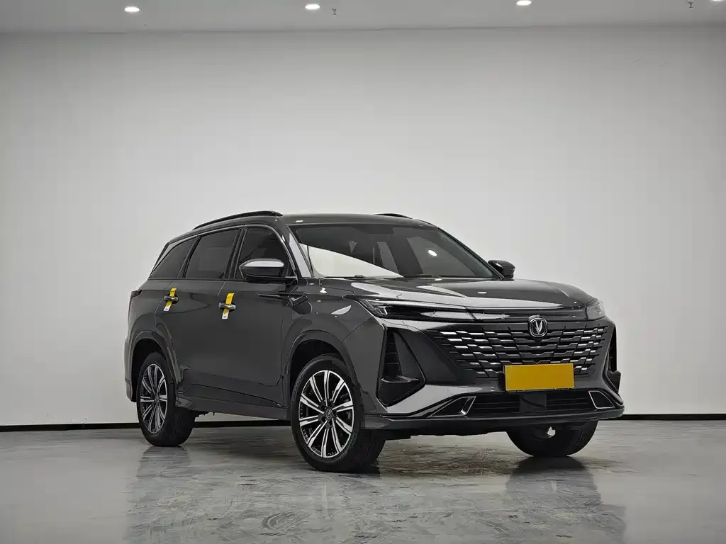 Changan CS75PLUS — фото 3