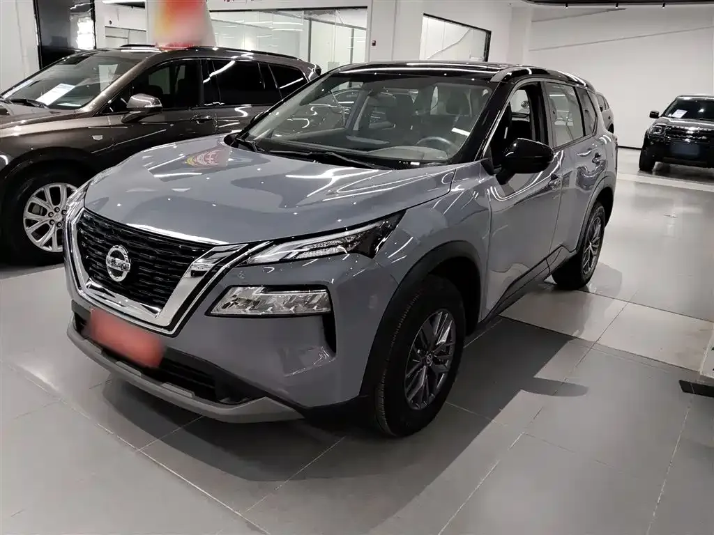 Nissan X-Trail 2023 из CN, фото 1