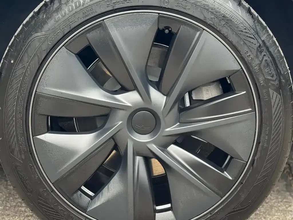 Tesla Model Y 2024 из CN, фото 6