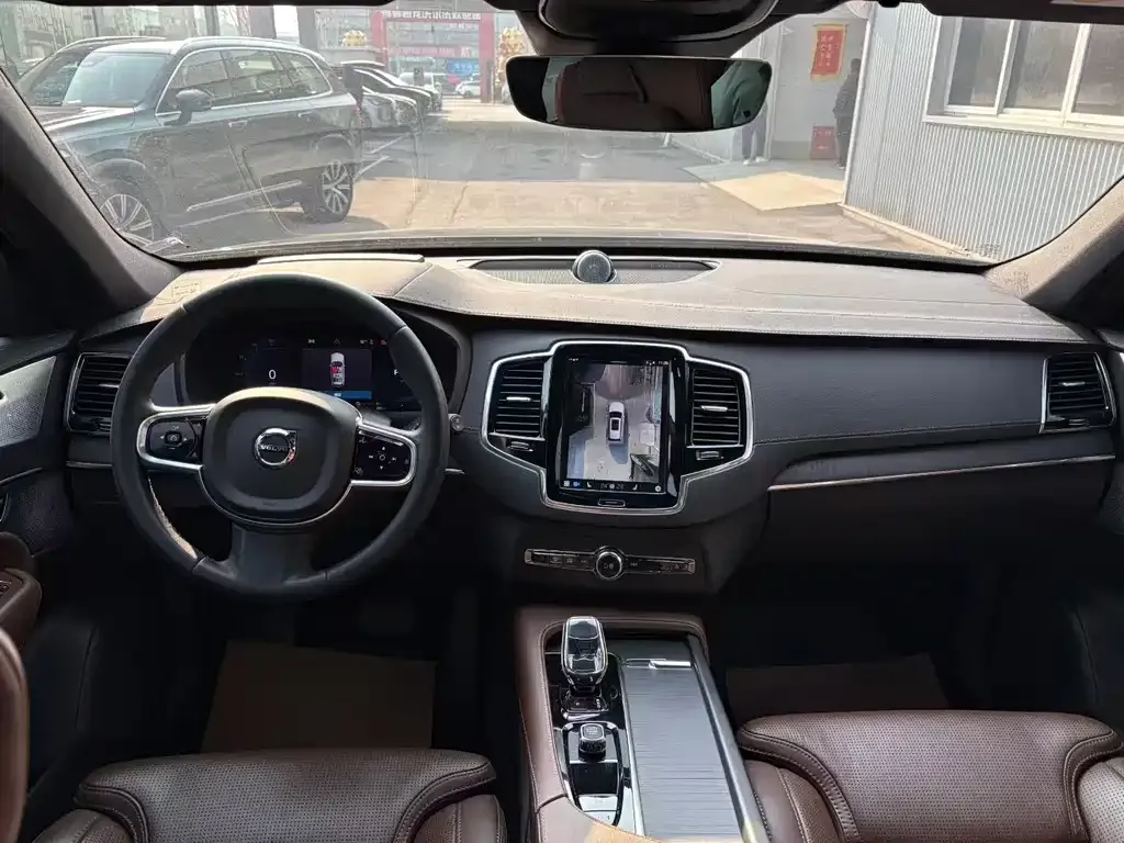 Volvo XC90 PHEV 2023 из CN, фото 3