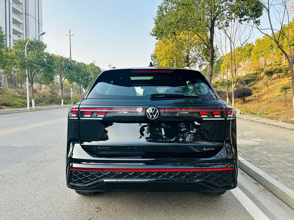 Volkswagen Tiguan L 2024 из CN, фото 8
