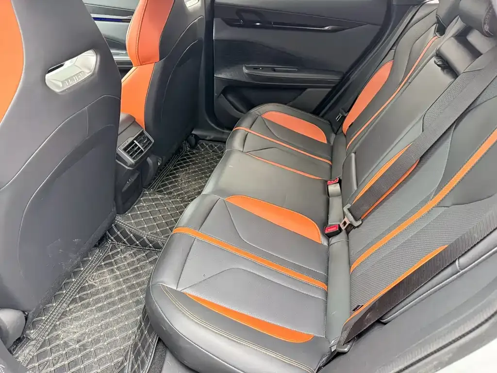 Changan UNI-V 2024 из CN, фото 8