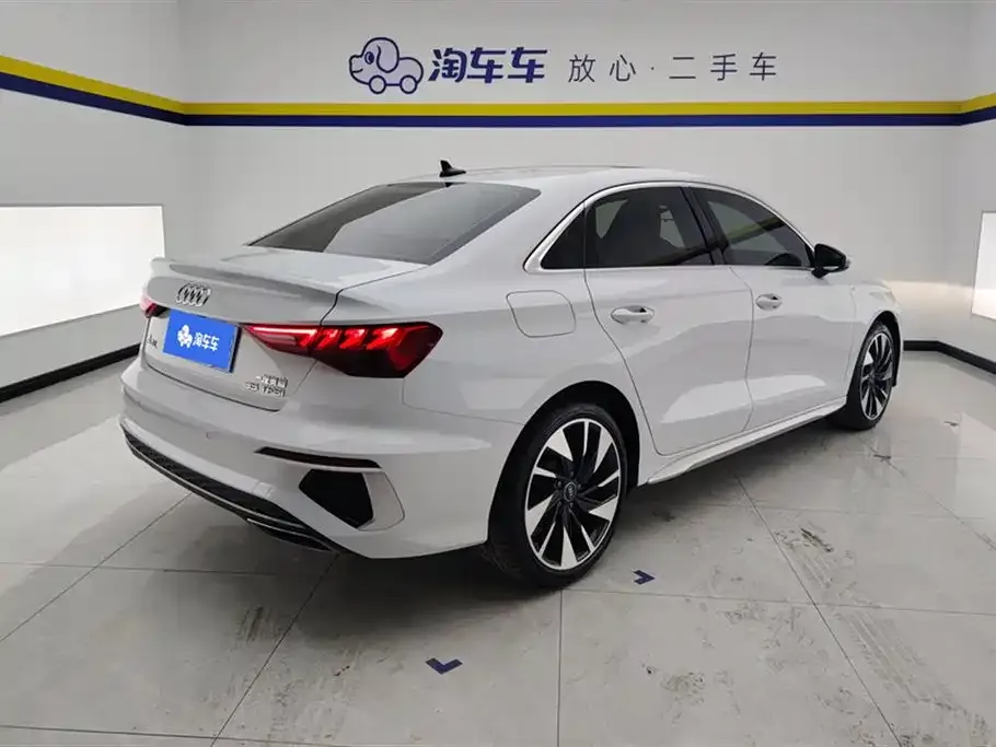 Audi A3 2023 из CN, фото 10