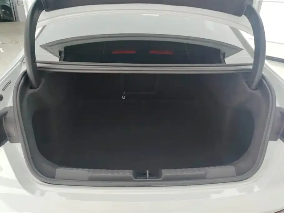 Audi A3 2023 из CN, фото 6