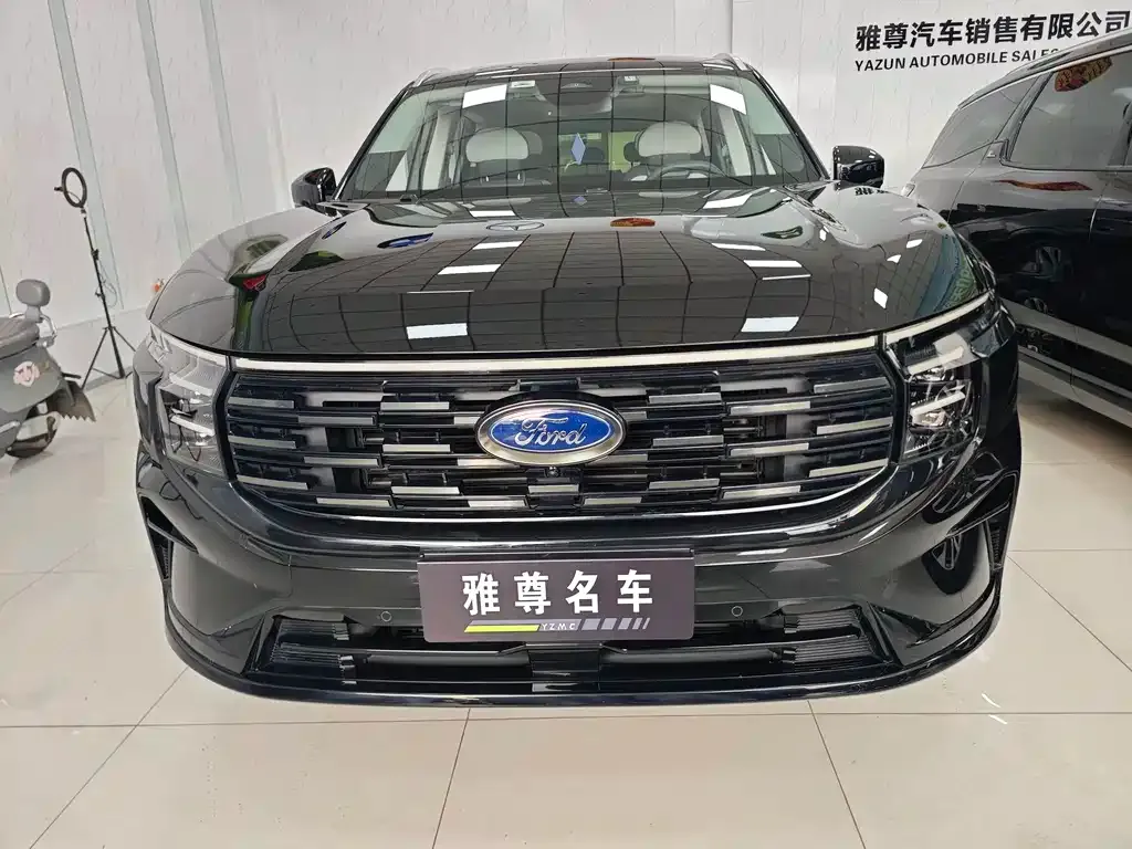 Ford Edge — фото 3