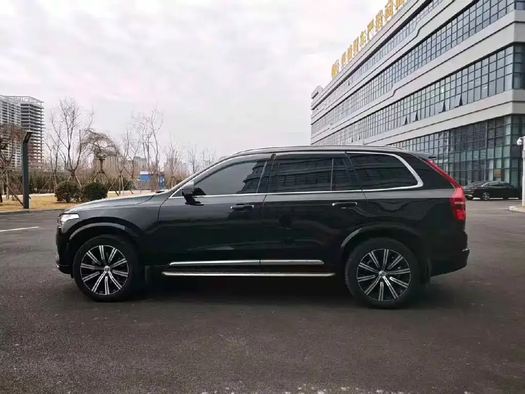 Volvo XC90 2023 из CN, фото 9