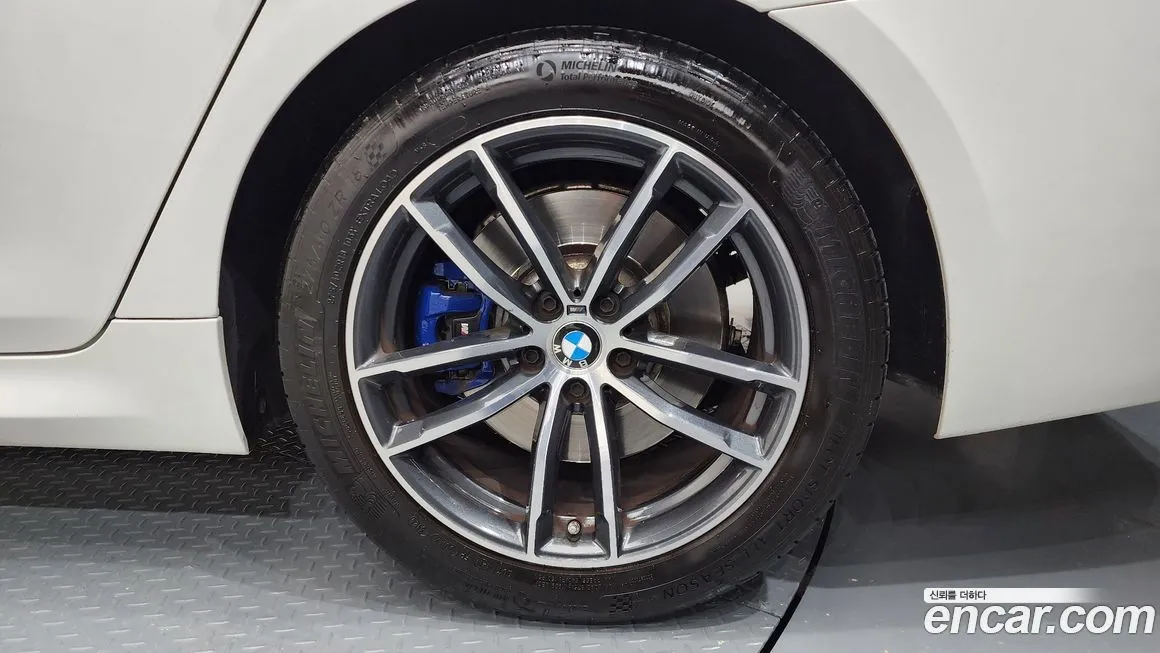 BMW 5-Series 2022 из KR, фото 8