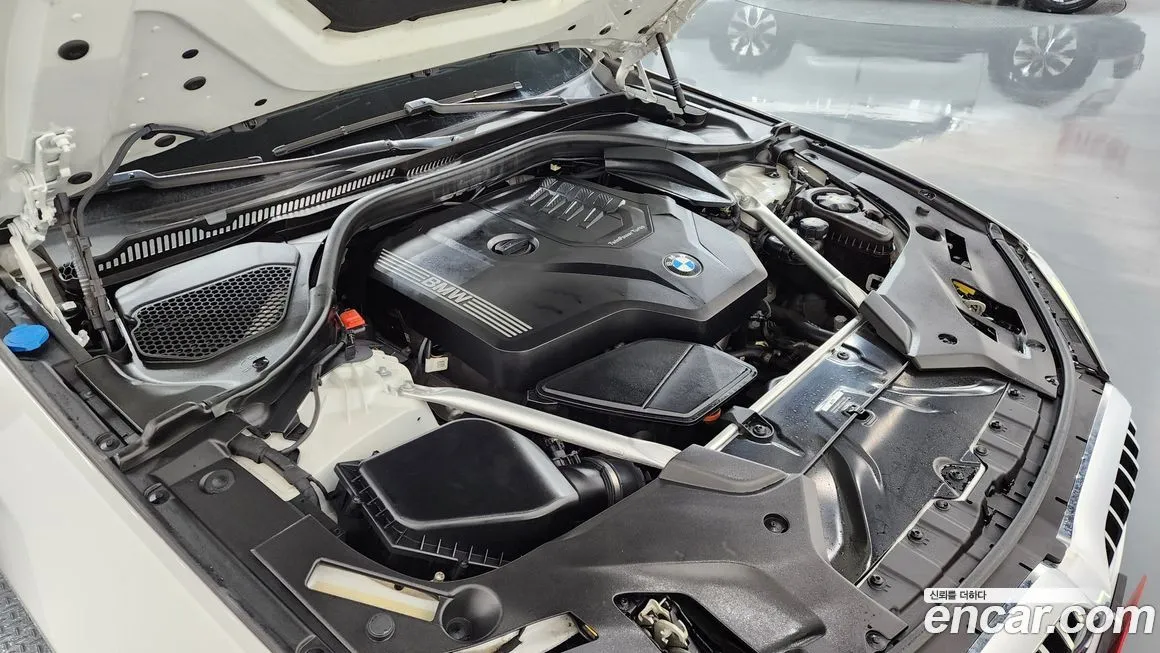 BMW 5-Series 2022 из KR, фото 9