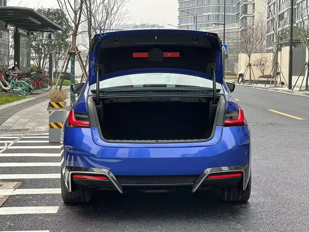 BMW i3 2024 из CN, фото 8