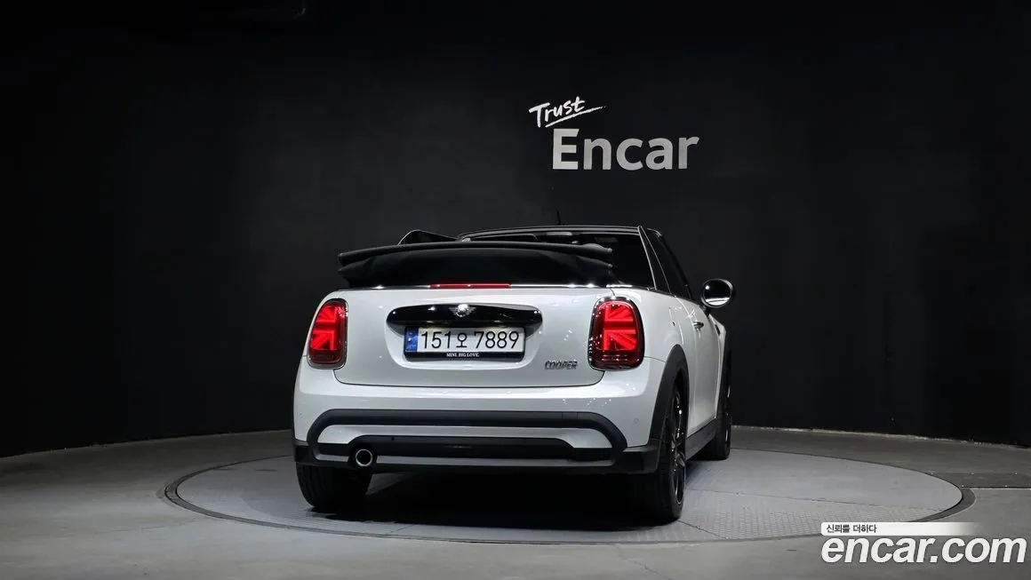 Mini Cooper Convertible 2024 из KR, фото 4