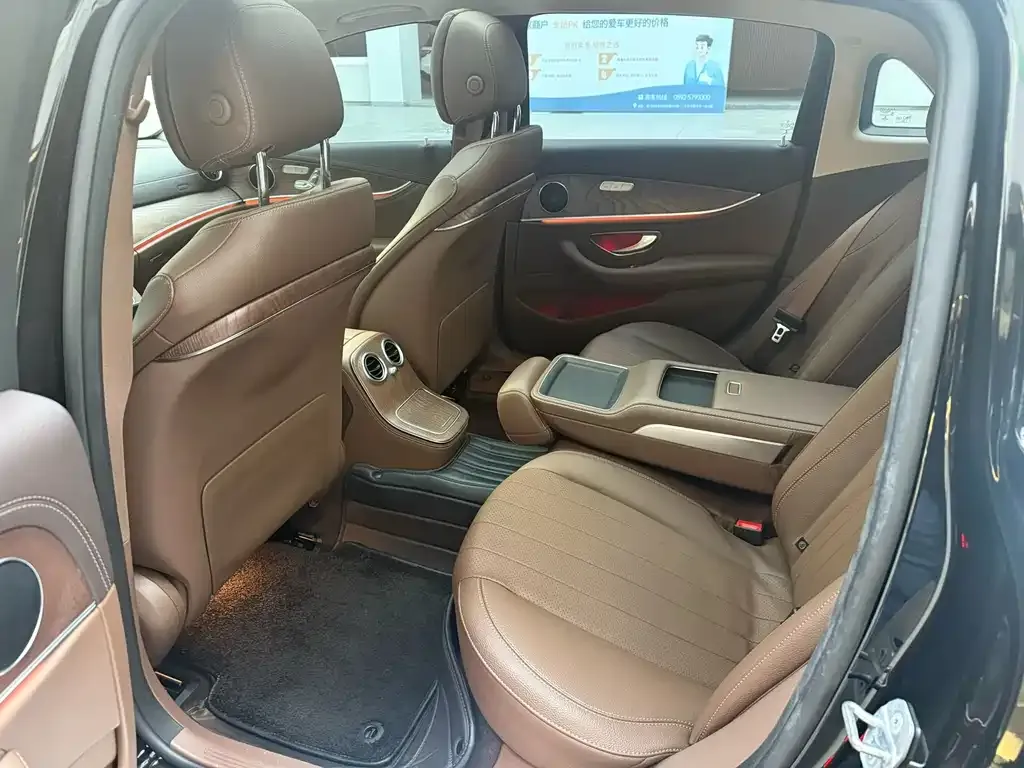 Mercedes-Benz E-Class 2022 из CN, фото 3