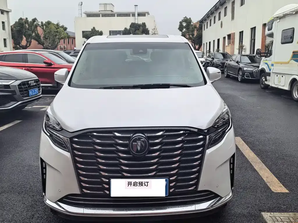 Buick GL8 2024 из CN, фото 1