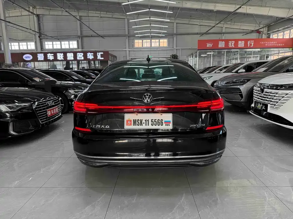Volkswagen Passat 2022 из CN, фото 4