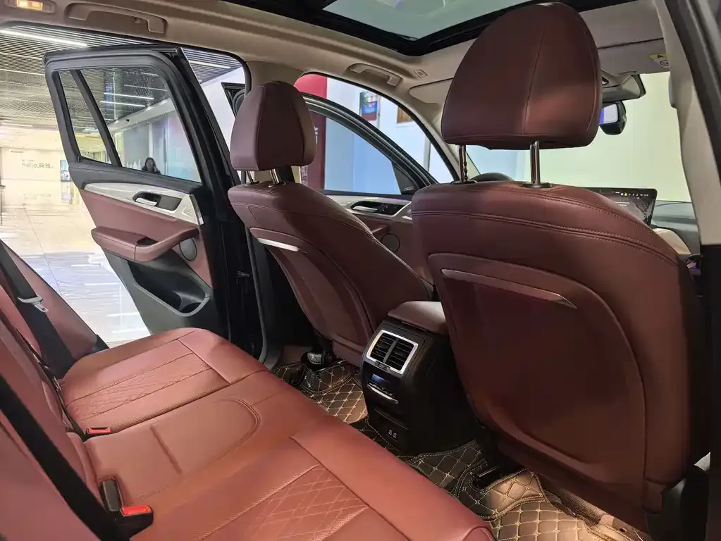 BMW iX3 2023 из CN, фото 4