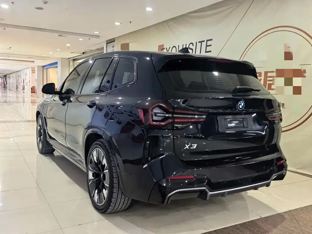 BMW iX3 2023 из CN, фото 2