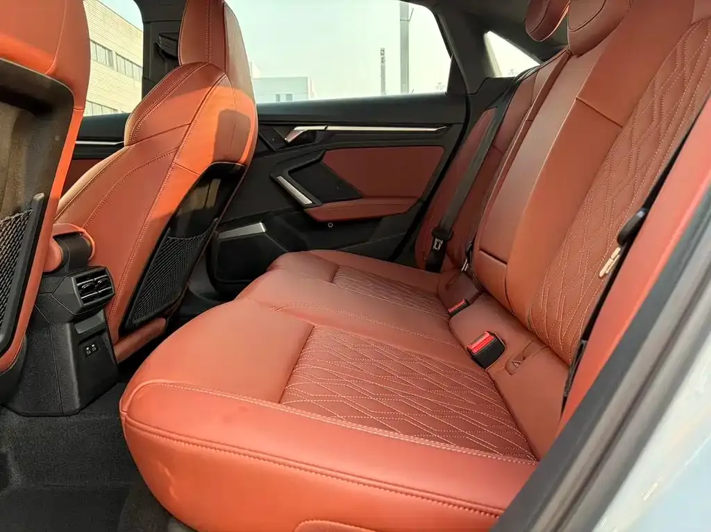 Audi A3 2024 из CN, фото 10