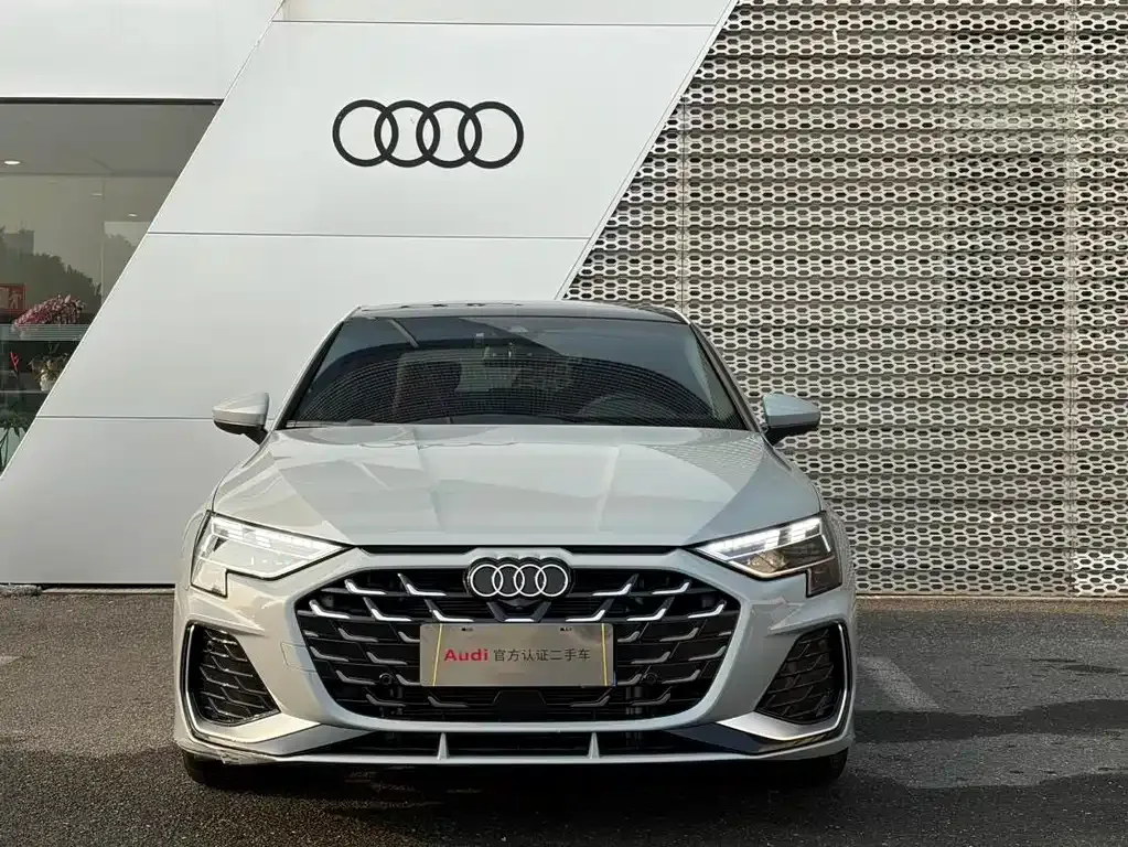 Audi A3 2024 из CN, фото 4