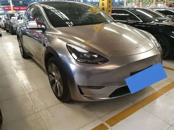 Tesla Model Y — фото 3