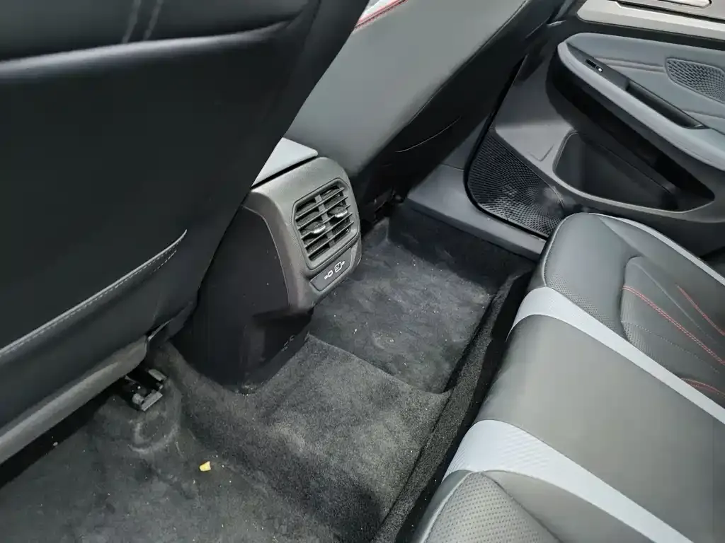 Volkswagen Lamando 2022 из CN, фото 7