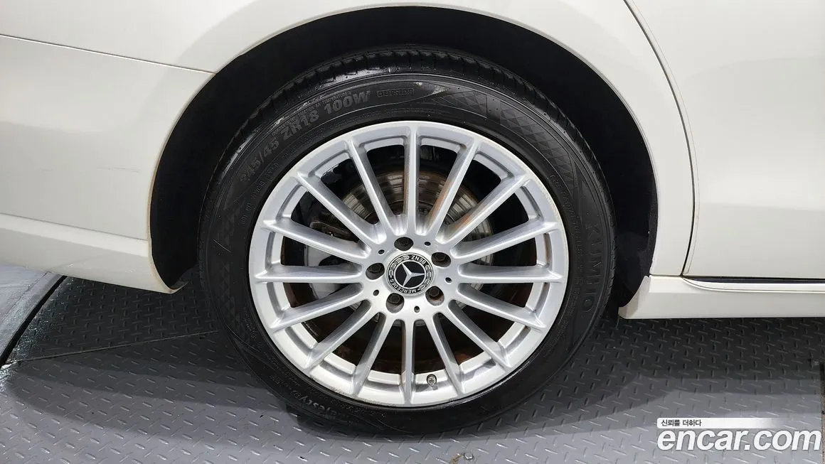 [object Object] E-Class 2021 из KR, фото 5