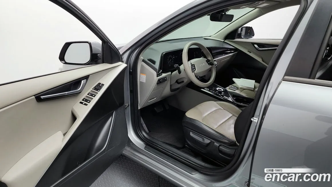 Kia Niro 2023 из KR, фото 3