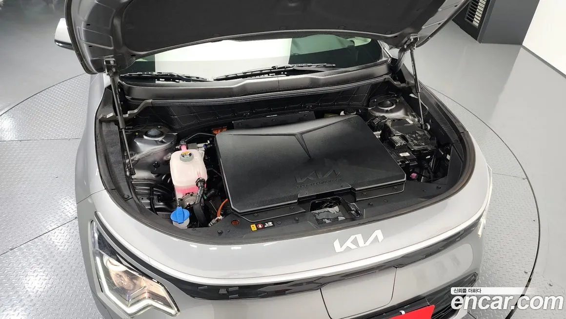 Kia Niro 2023 из KR, фото 7