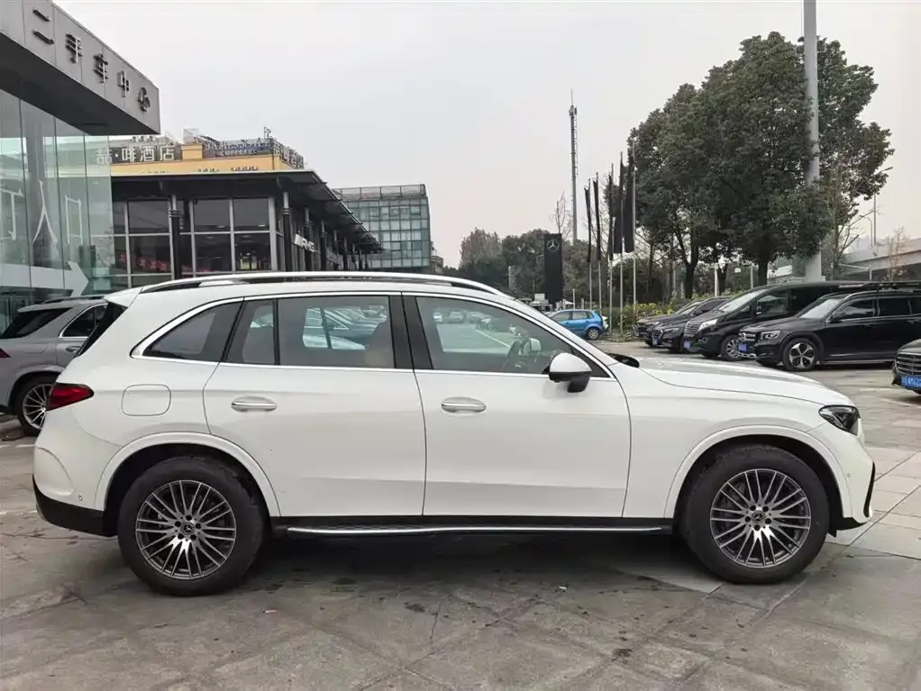 Mercedes-Benz GLC 2025 из CN, фото 8