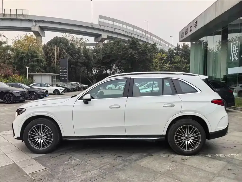 Mercedes-Benz GLC 2025 из CN, фото 7