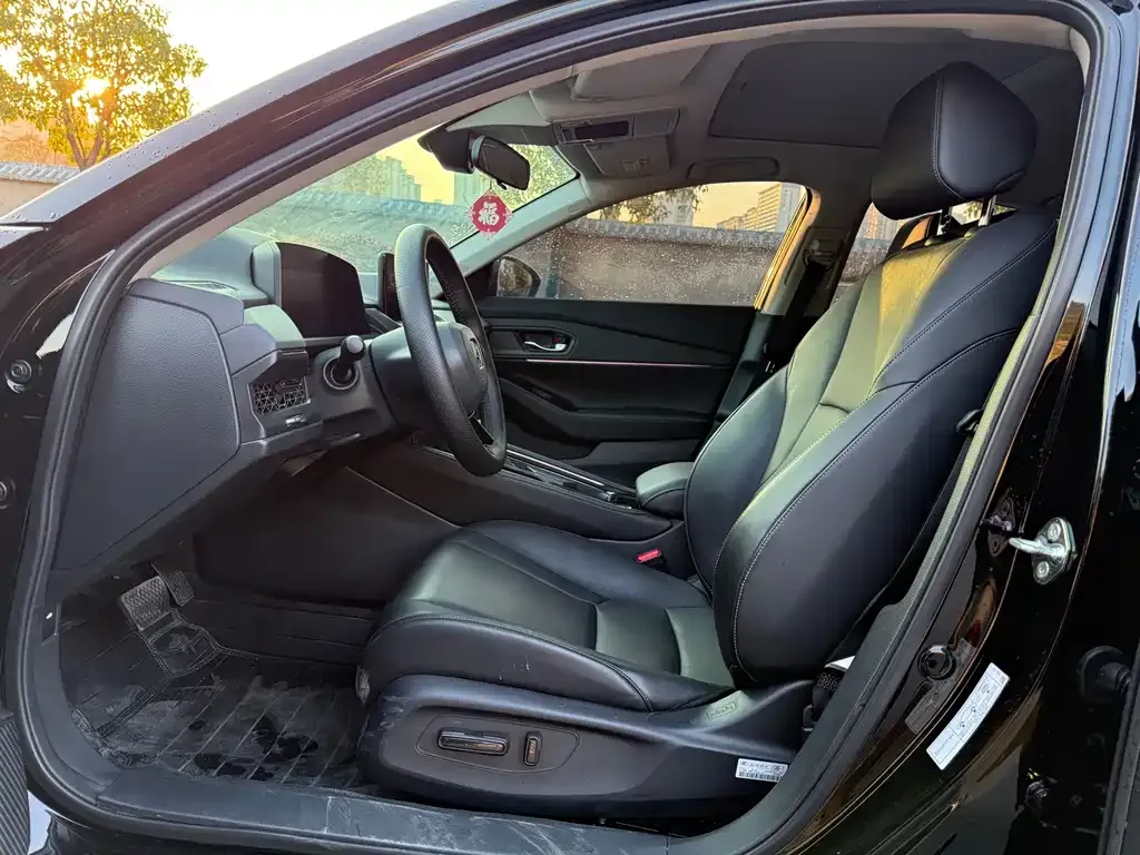 Honda Accord 2023 из CN, фото 4