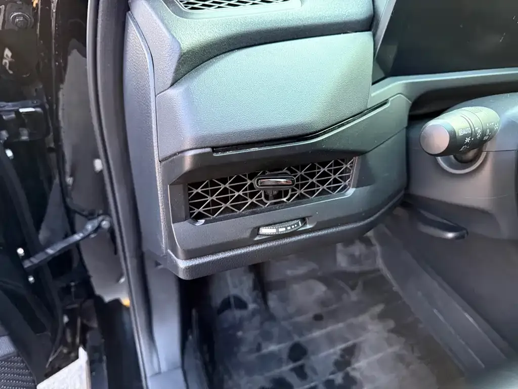 Honda Accord 2023 из CN, фото 5