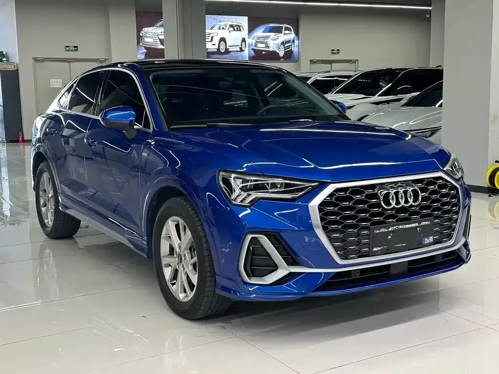 Audi Q3 Sportback 2022 из CN, фото 2