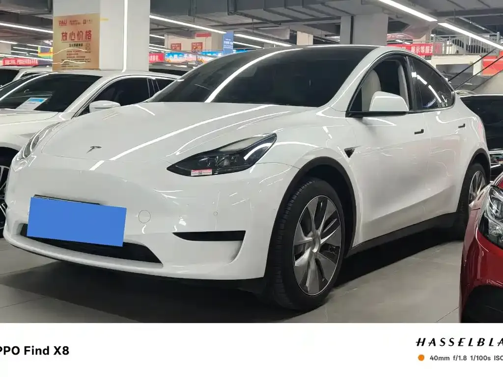 Tesla Model Y 2023 из CN, фото 1
